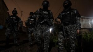 BANDAS CRIMINALES EN MANABÍ OPERAN COMO POLICÍAS DURANTE EL ESTADO DE EXCEPCIÓN