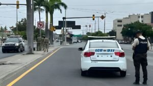FALSA ALARMA DE EXPLOSIVOS PROVOCA CIERRE TEMPORAL EN LA AVENIDA 25 DE JULIO, GUAYAQUIL
