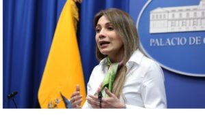 NO ME VAN A SILENCIAR: VOCERA DEL GOBIERNO DENUNCIA AMENAZAS CONTRA ELLA Y SU HIJA