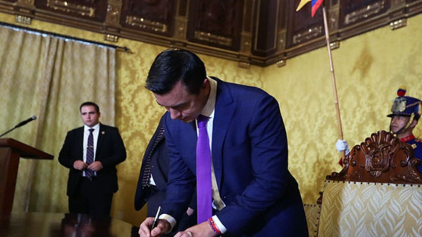 PRESIDENTE NOBOA IMPULSA PROYECTO DE LEY PARA FORTALECER LA SEGURIDAD EN EL PAÍS