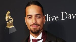 MALUMA DESLUMBRA DESDE LAS ALTURAS DE NUEVA YORK Y HACE HISTORIA EN LA MÚSICA