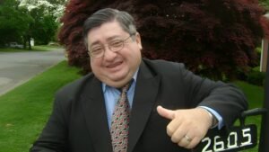 MUERE EL ÍCONO GUAYAQUILEÑO “MIMO CAVA” A LOS 68 AÑOS: ECUADOR LLORA A DIÓMEDES OLMEDO VACA