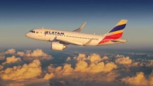 LATAM inaugura la ruta Cuenca–Quito–Baltra para fortalecer el turismo entre la Sierra y Galápagos