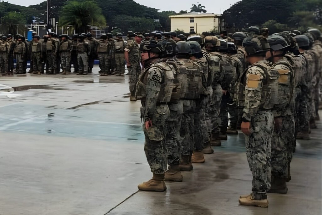 Gobierno desplegó más de 10 mil militares para combatir al crimen organizado en Ecuador