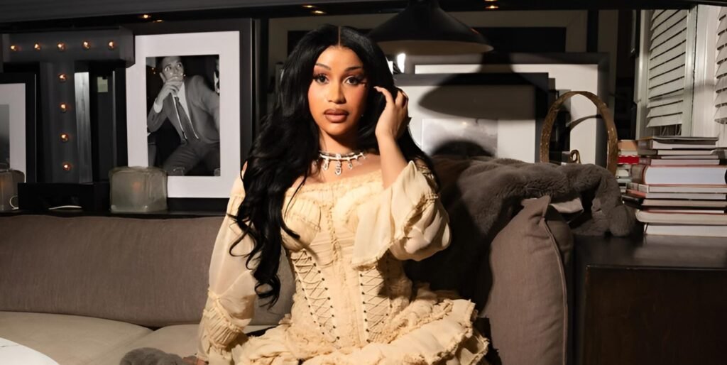 Cardi B confirmó que se someterá a una intervención quirúrgica en Colombia