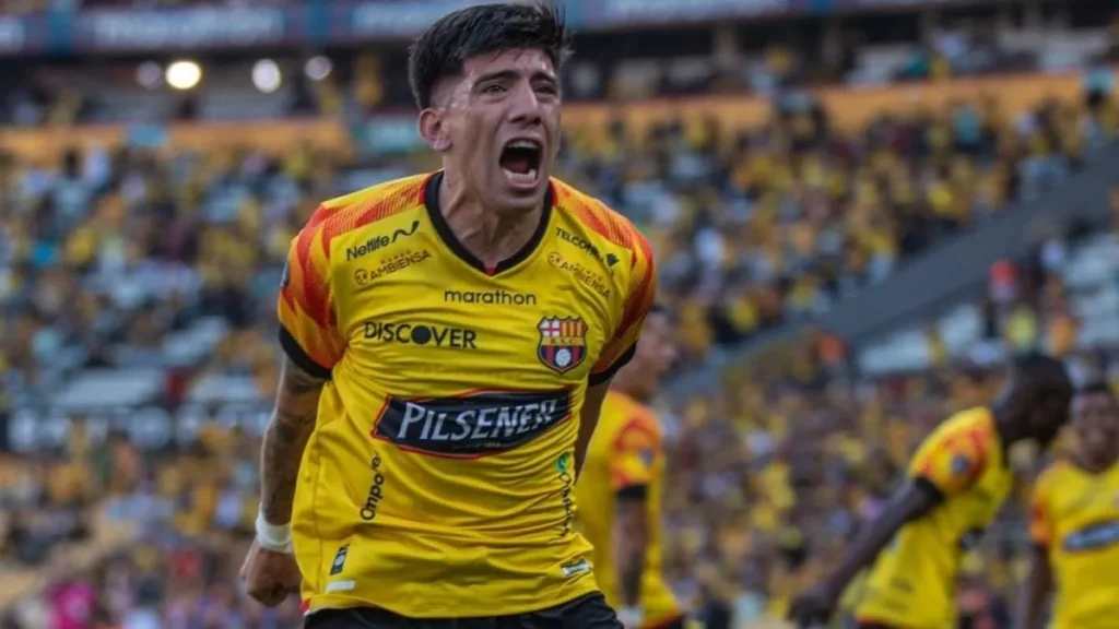 Braian Oyola descarta negociaciones con Emelec