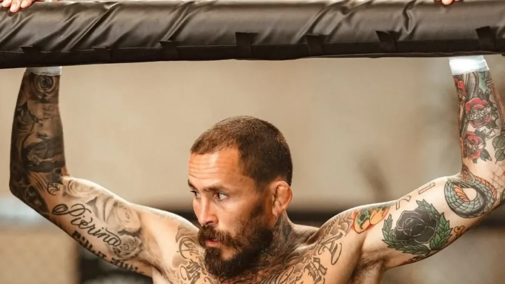 ‘Chito’ Vera cae al noveno puesto del ranking gallo de la UFC