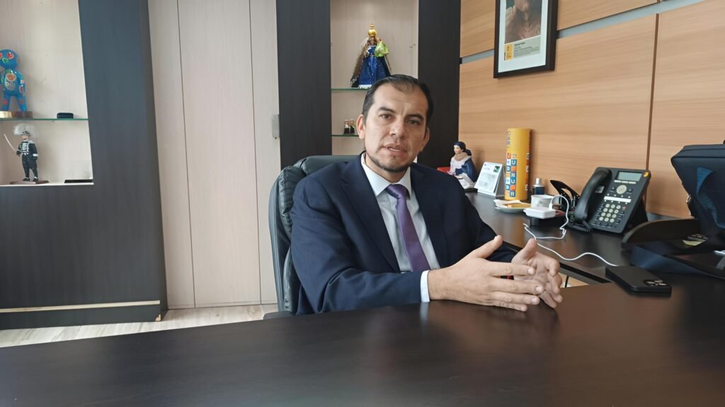 Ministro de Trabajo anuncia más cambios en la normativa laboral de Ecuador