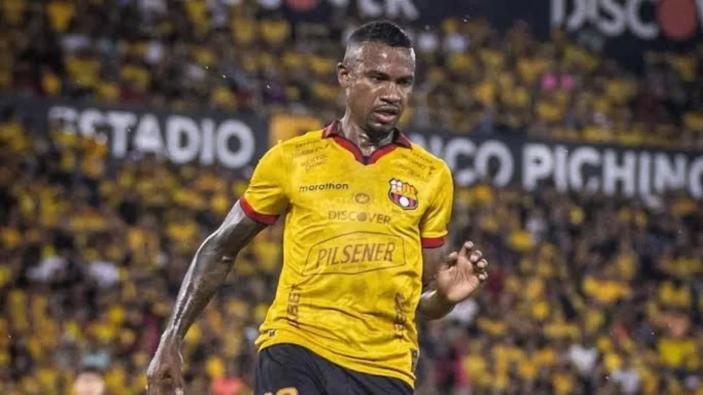 Dixon Arroyo es el nuevo jugador del Guayaquil City para la temporada 2026