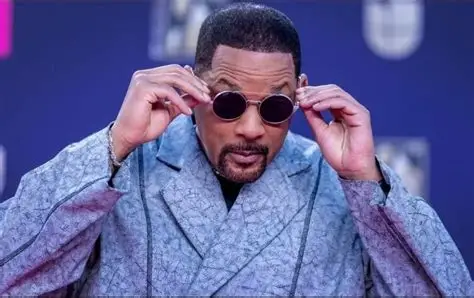 Will Smith compartió su asombro por las luciérnagas fucsia y azules en Ecuador