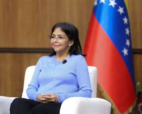 Delcy Rodríguez promete una “nueva etapa de esperanza” en Venezuela tras 100 días en el poder