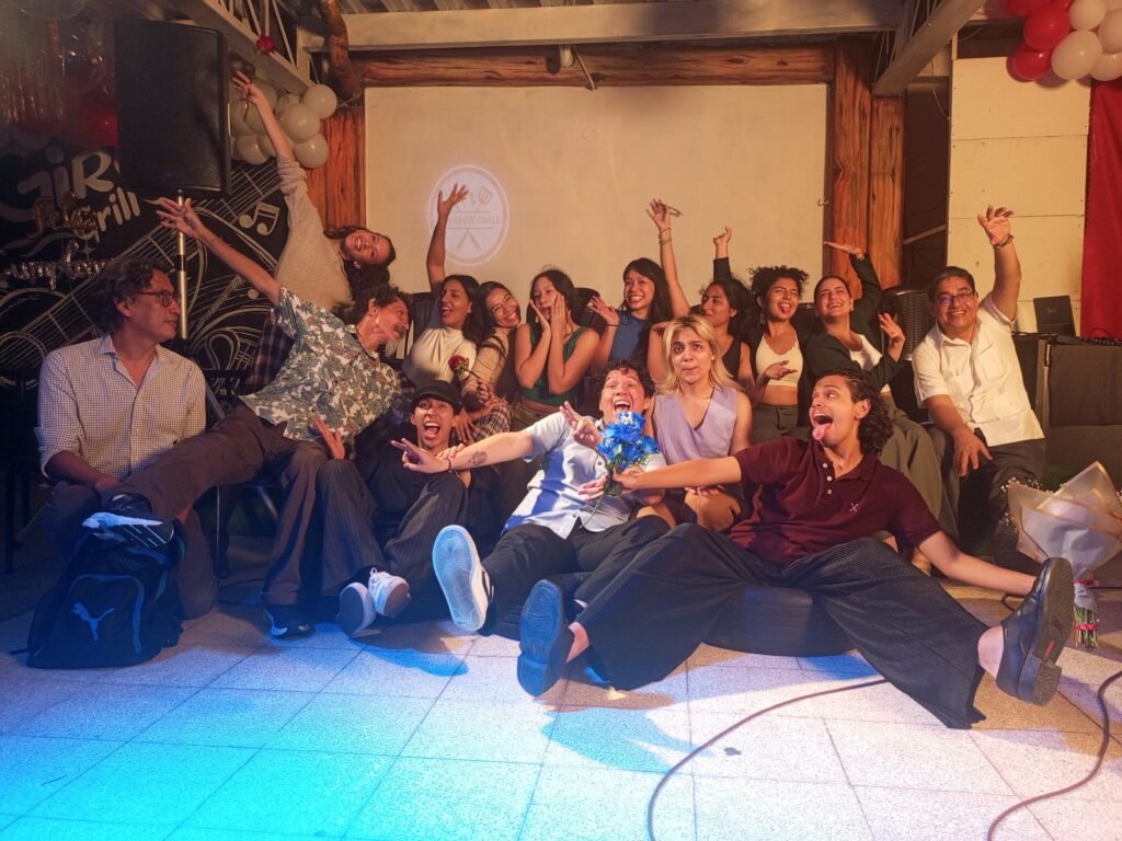 Se estrenó la obra ‘La Esquina del Movimiento’ en el restobar ‘El Girón Grill’, en Guayaquil