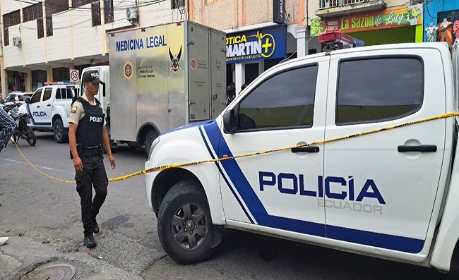 Cuatro presuntos sicarios vinculados al crimen del presidente de la Cámara de Comercio de Esmeraldas fueron detenidos en Santa Lucía