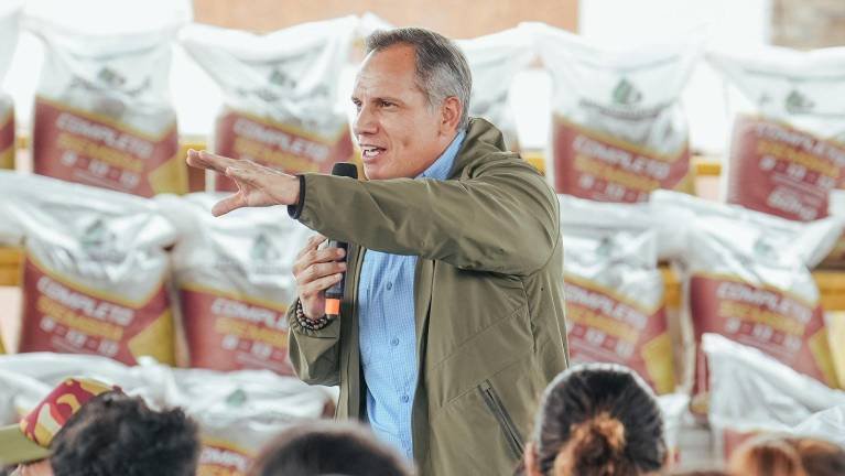 Carlos Guillermo Serrano asumirá la Prefectura del Guayas tras la renuncia de Marcela Aguiñaga