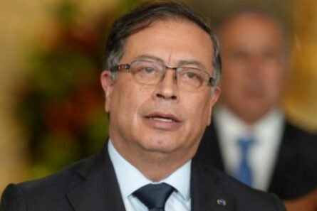 Gustavo Petro vuelve a defender a Jorge Glas y genera tensión con Ecuador