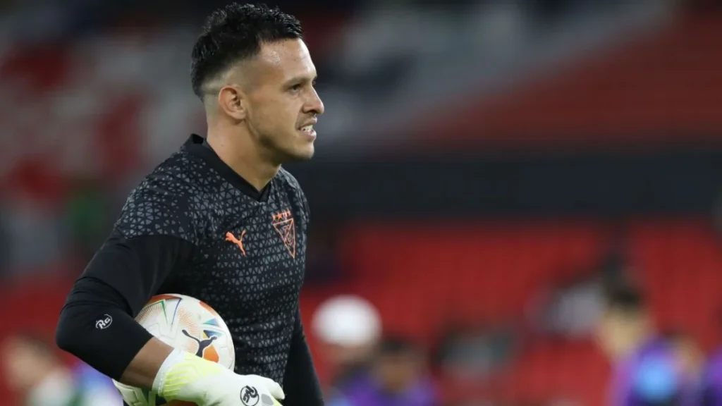 Liga de Quito expresa su preocupación por el estado de salud de Gonzalo Valle