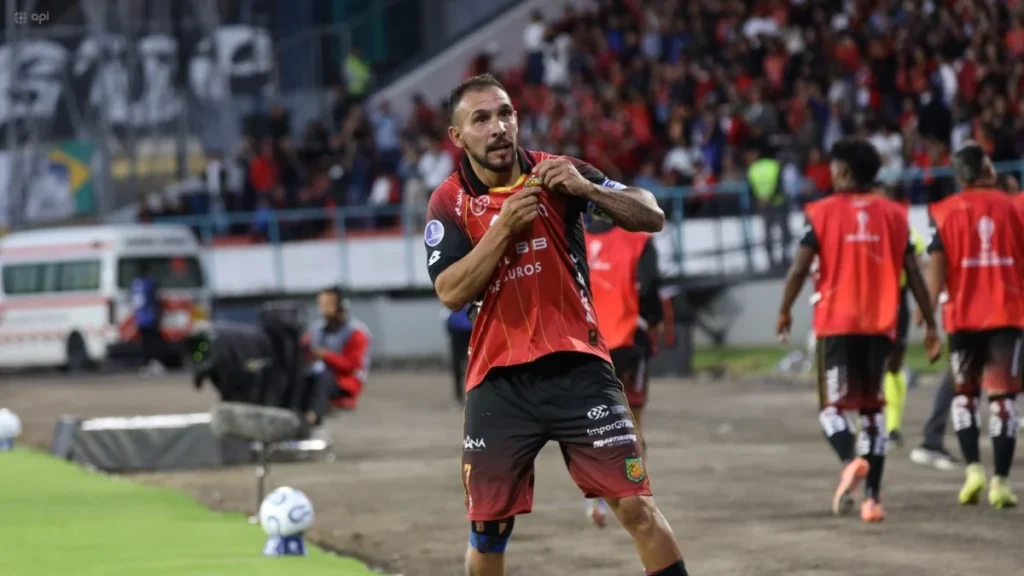 Deportivo Cuenca venció 1-0 al Santos FC en la fase de grupos de la Copa Sudamericana