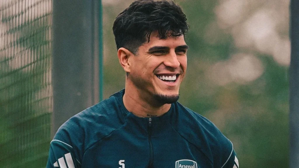 Piero Hincapié sueña con ganar la Premier League y la Champions con el Arsenal