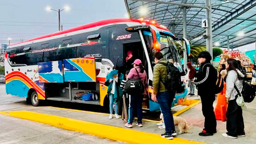 Alza de pasajes: El transporte interprovincial incrementa sus tarifas un 25% en Ecuador