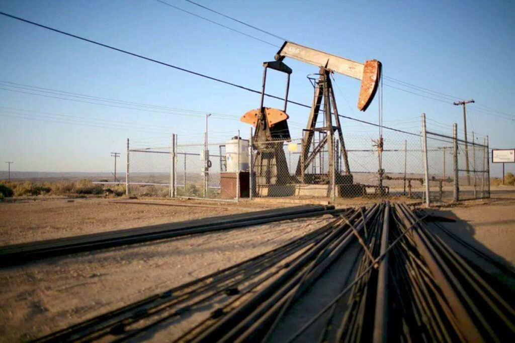 El petróleo WTI se desploma un 7.5% tras anuncio de Trump sobre posible negociación con Irán